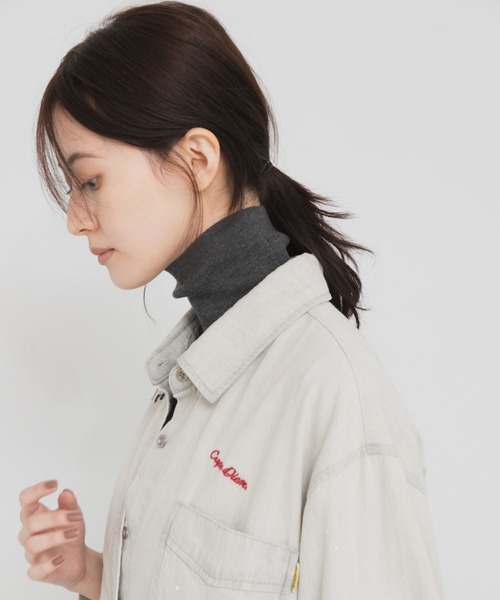 URBAN RESEARCH(アーバンリサーチ)の「WOOL SILK TURTLENECK KNIT(ニット/セーター・レディース・チャコールグレー/ライトブルー/オフホワイト・FREE)」の4枚目の写真