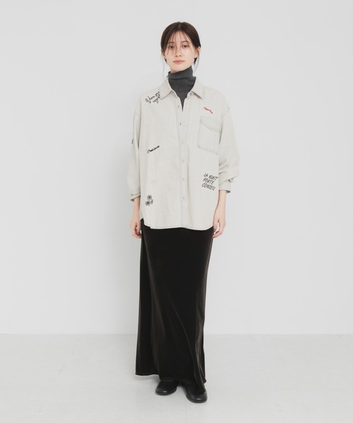 URBAN RESEARCH(アーバンリサーチ)の「WOOL SILK TURTLENECK KNIT(ニット/セーター・レディース・チャコールグレー/ライトブルー/オフホワイト・FREE)」の8枚目の写真