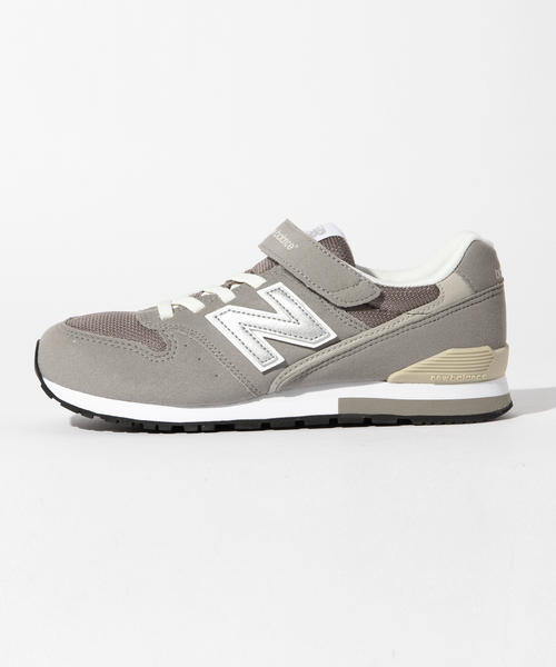 B:MING by BEAMS(ビーミングバイビームス)の「▼NEW BALANCE / KV996 16SS (17~24㎝)(スニーカー・キッズ・グレー/ネイビー・18/23/17/19/22/21/20/24)」の4枚目の写真