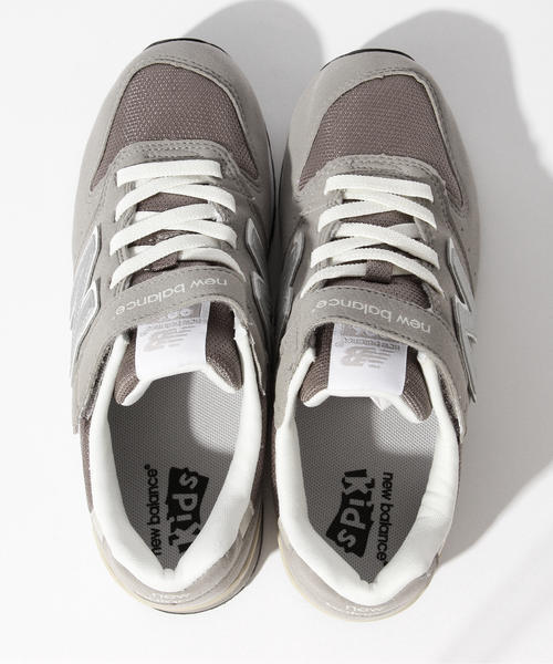 B:MING by BEAMS(ビーミングバイビームス)の「▼NEW BALANCE / KV996 16SS (17~24㎝)(スニーカー・キッズ・グレー/ネイビー・18/23/17/19/22/21/20/24)」の6枚目の写真