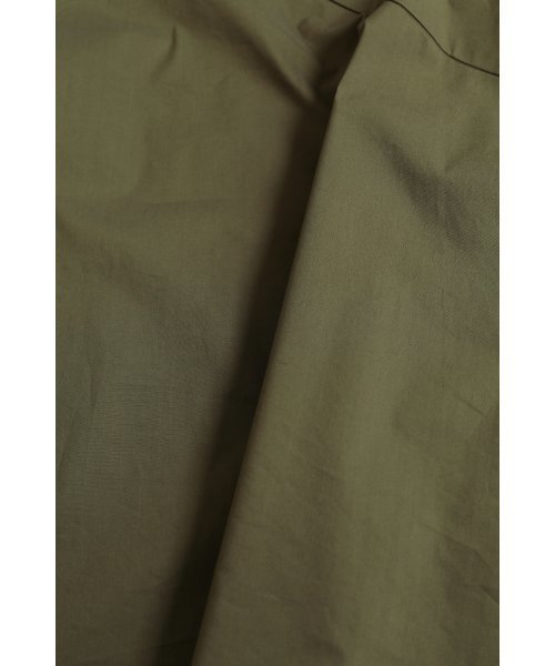 FIGARO Paris（フィガロパリ）の「肩開きVネックブラウス◆（シャツ/ブラウス・レディース・ブルー系その他/ホワイト/カーキ・38/36）」の17枚目の写真