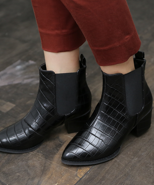 SESTO（セスト）の「チャンキーヒールのサイドゴアブーツ（ブーツ・レディース・ブラック系その他/ブラック/ブラウン系その他・3L/L/S/M/LL）」の3枚目の写真