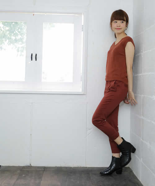 SESTO（セスト）の「チャンキーヒールのサイドゴアブーツ（ブーツ・レディース・ブラック系その他/ブラック/ブラウン系その他・3L/L/S/M/LL）」の5枚目の写真