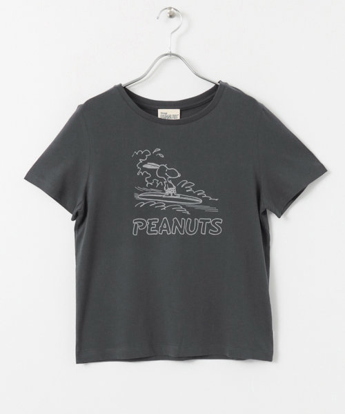 URBAN RESEARCH（アーバンリサーチ）の「SNOOPY SURF T-SHIRTS（Tシャツ/カットソー・レディース・チャコールグレー/オフホワイト・FREE）」の2枚目の写真
