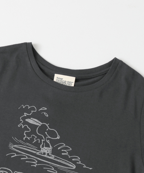 URBAN RESEARCH（アーバンリサーチ）の「SNOOPY SURF T-SHIRTS（Tシャツ/カットソー・レディース・チャコールグレー/オフホワイト・FREE）」の7枚目の写真