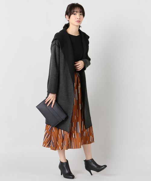 ivory court（アイボリーコート）の「リバーシブルセッケツコーディガン◆（カーディガン/ボレロ・レディース・ベージュ/ネイビー/ブラック・FREE）」の6枚目の写真