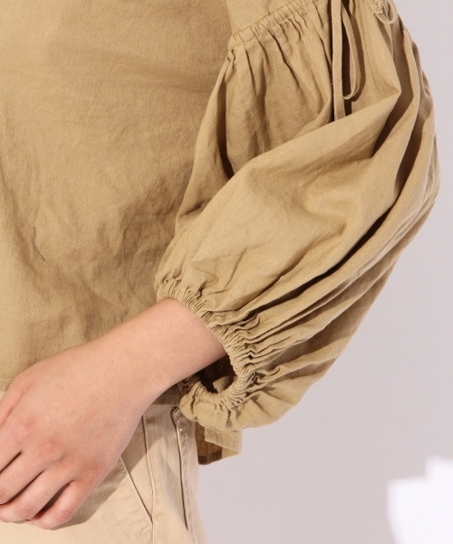 niko and...（ニコアンド）の「袖リボンブラウス（シャツ/ブラウス・レディース・ベージュ/オレンジ/チャコール・LARGE/MEDIUM）」の18枚目の写真