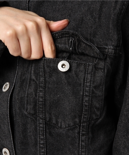VENCEEXCHANGE（ヴァンスエクスチェンジ）の「10オンスゆるGジャン       （デニムジャケット・レディース・ブラック/ブルー・MEDIUM）」の8枚目の写真