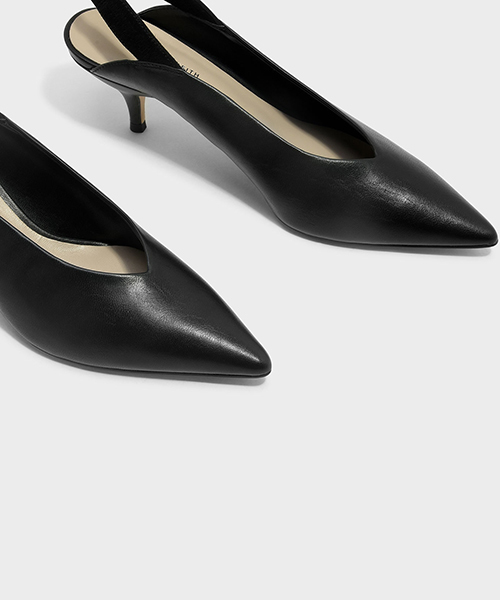 CHARLES & KEITH(チャールズ & キース)の「スリングバックブイパンプス / SLING BACK V PUMPS(パンプス・レディース・オフホワイト/レンガ/ブラック/バーガンディー・22.5cm/23.5cm/25cm/23cm/24.5cm/25.5cm)」の14枚目の写真