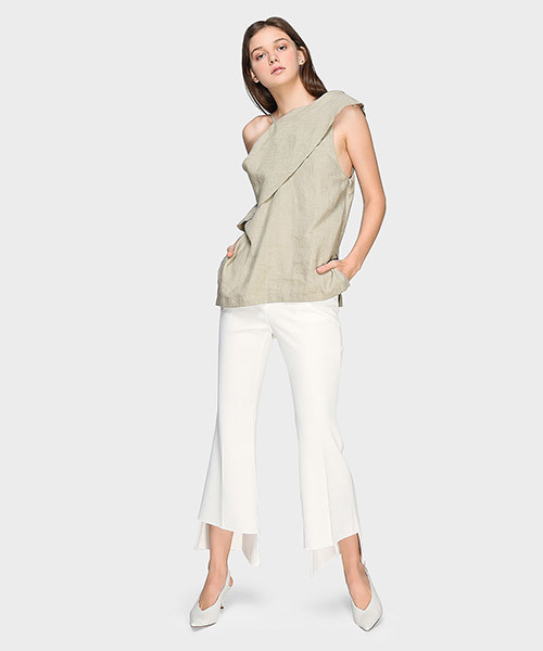 CHARLES & KEITH(チャールズ & キース)の「スリングバックブイパンプス / SLING BACK V PUMPS(パンプス・レディース・オフホワイト/レンガ/ブラック/バーガンディー・22.5cm/23.5cm/25cm/23cm/24.5cm/25.5cm)」の21枚目の写真