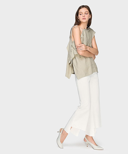 CHARLES & KEITH(チャールズ & キース)の「スリングバックブイパンプス / SLING BACK V PUMPS(パンプス・レディース・オフホワイト/レンガ/ブラック/バーガンディー・22.5cm/23.5cm/25cm/23cm/24.5cm/25.5cm)」の22枚目の写真