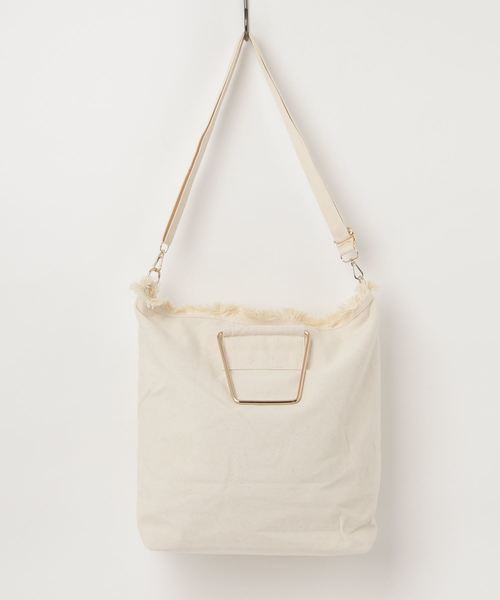 Fun & Daily（ファンアンドデイリー）の「F&D : BIG 2WAY CanvasToteBag（トートバッグ・レディース・アイボリー・FREE）」の2枚目の写真