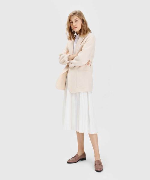 CHARLES & KEITH(チャールズ & キース)の「クラシック ペニーローファー / Classic Penny Loafers(ローファー・レディース・ブラック/スモークピンク/ブラック系その他2・22.5cm/23cm/23.5cm/24.5cm/25cm)」の6枚目の写真
