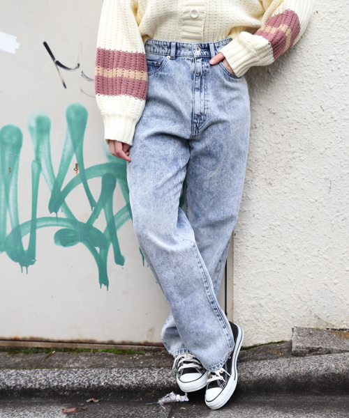 apres jour(アプレジュール)の「ケミカルハイウエストデニム【ZOZOTOWN限定アイテム】(デニムパンツ・レディース・ケミカルウォッシュ・SMALL/MEDIUM/LARGE)」の9枚目の写真