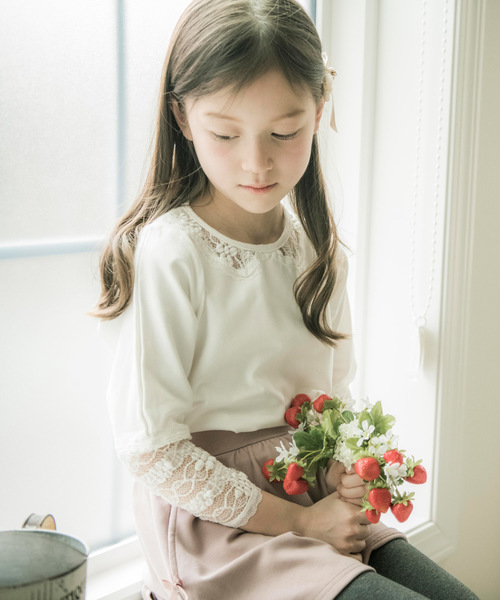 Catherine Cottage（キャサリンコテージ）の「ポイントレースカットソー（Tシャツ/カットソー・キッズ・ネイビー/グレー/ピンク/ライラック/ホワイト/ブラック・110/120/130/140）」の3枚目の写真