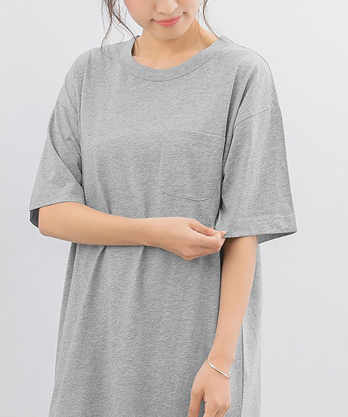 Pierrot(ピエロ)の「スリットデザインロングTシャツ(Tシャツ/カットソー・レディース・ネイビー/チャコール/オフホワイト/ブラック/杢グレー/カーキ・M/L)」の7枚目の写真