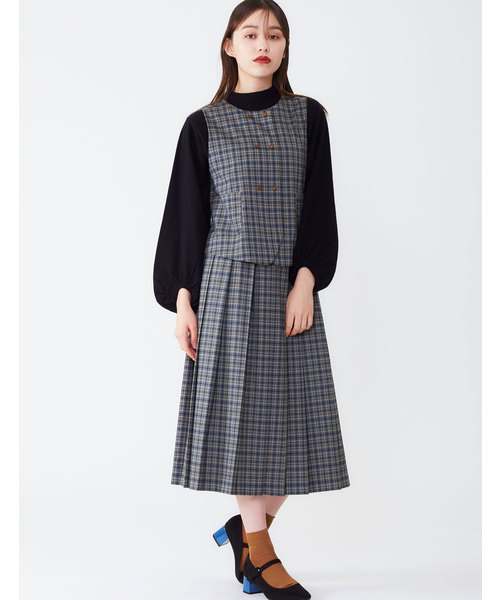 POU DOU DOU（プードゥドゥ）の「エステルレーヨンダブル釦ベスト（ベスト・レディース・レッド/キャメル/ブルー/ブラック・3）」の21枚目の写真