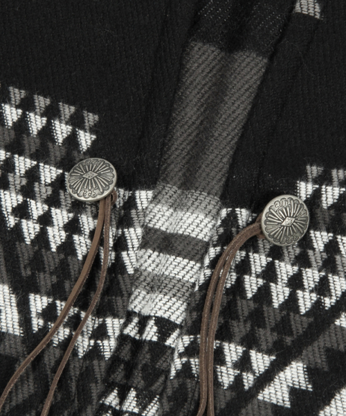 BAYFLOW（ベイフロー）の「ネイティブポンチョショール（ストール/ショール・メンズ・ブラック/ベージュ・FREE）」の15枚目の写真