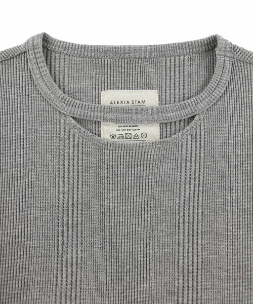 ALEXIA STAM（アリシアスタン）の「Cut Out Neck Waffle Top/カットアウトネックワッフルトップ（Tシャツ/カットソー・レディース・ブラック/グレー/アイボリー・FREE）」の4枚目の写真