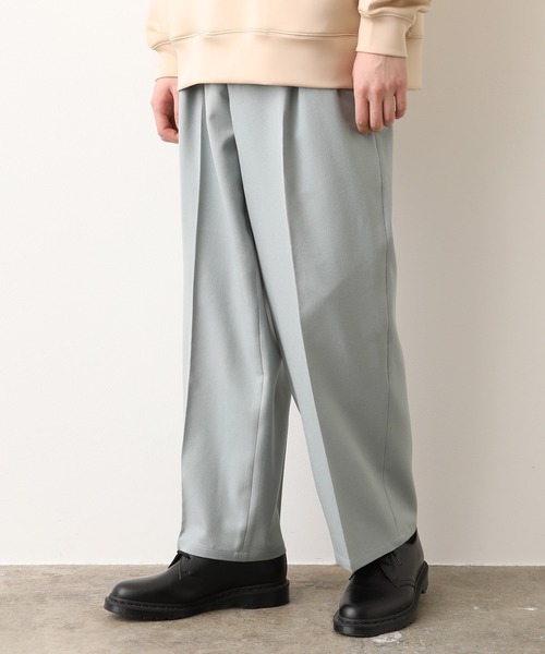 JUNRED(ジュンレッド)の「(美シルエット・高機能を兼ね備えた)ウォッシャブルサージワイド(その他パンツ・メンズ・ブラック/ベージュ/サックスブルー・S/M/L)」の1枚目の写真