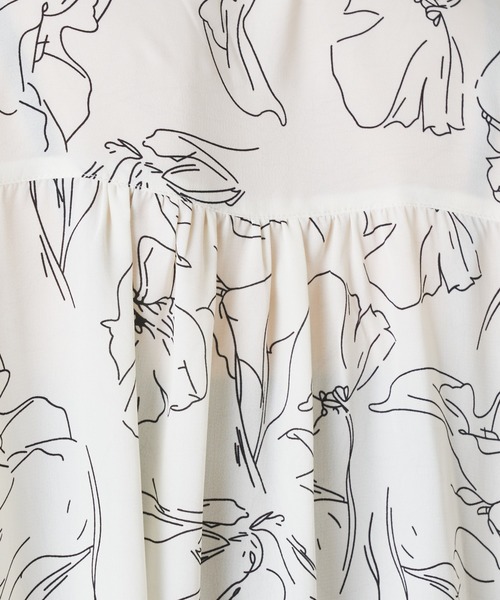 natural couture（ナチュラルクチュール）の「【WEB限定】とろみサテンパール釦ブラウス（シャツ/ブラウス・レディース・ベージュ/ネイビー/アイボリー/ライトグレー/その他1/その他2・FREE）」の20枚目の写真