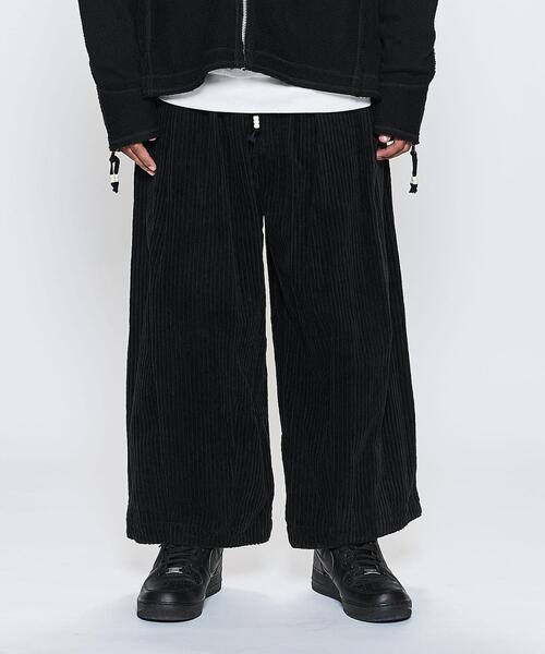 FACCIES（ファチーズ）の「＜FACCIES＞ CORD WIDE PT/イージーパンツ（その他パンツ・メンズ・ブラック/ベージュ・1/2）」の2枚目の写真