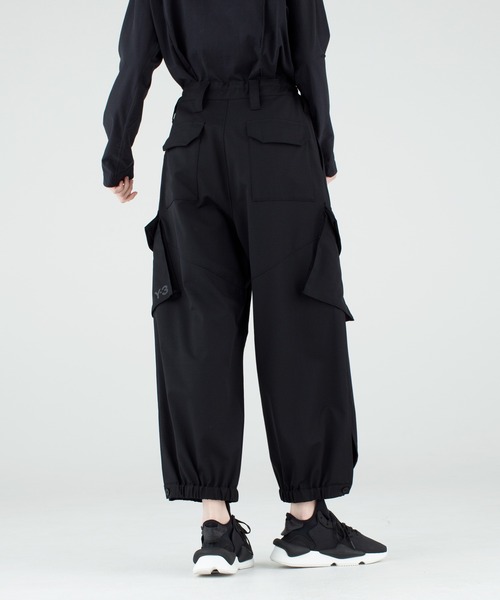 パンツ Y-3 CLASSIC WOOL STRETCH CARGO SHORTS Shorts Y-3 Classic Refined Wool Stretch Cargo Shorts Black