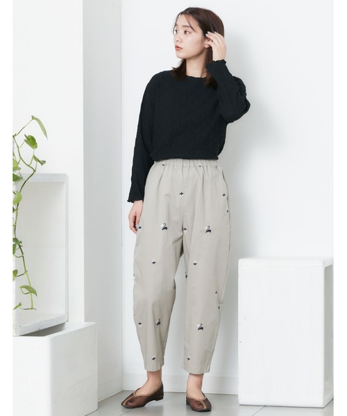 POU DOU DOU（プードゥドゥ）の「シャーリングトップス（Tシャツ/カットソー・レディース・アイボリー/グレー/イエロー/ブラック・3）」の11枚目の写真