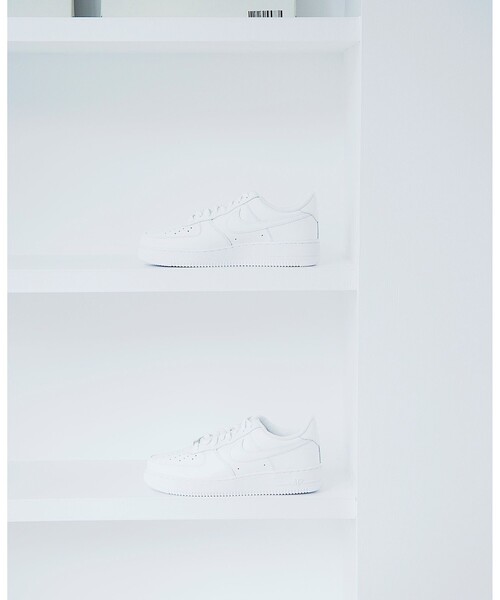 NIKE（ナイキ）の「＜NIKE＞AIR FORCE 1 '07 エアフォースワン スニーカー（スニーカー・メンズ・ホワイト/ブラック・26.5cm/26cm/27cm/27.5cm/28cm）」の13枚目の写真