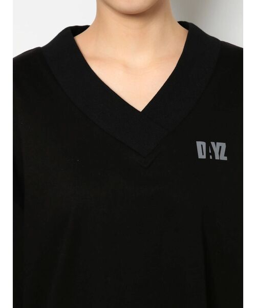 THE DAYZ TOKYO（ザデイズトーキョー）の「【THE DAYZ TOKYO】VネックドロップTシャツ（Tシャツ/カットソー・レディース・オフホワイト/ブラック/ミント・FREE）」の19枚目の写真