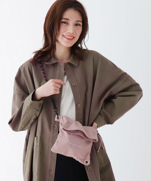 SHOO・LA・RUE（シューラルー）の「◆NtFミニ巾着ショルダーバッグ（ショルダーバッグ・レディース・キャメル/ベージュ/ブラック/ライトパープル・00）」の10枚目の写真