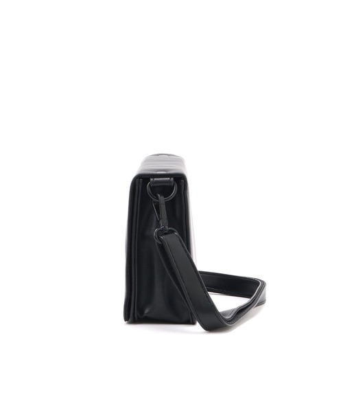 Daily russet（デイリー ラシット）の「【ani.】フラップショルダーバッグ（ショルダーバッグ・レディース・ブラック/ベージュ・FREE）」の17枚目の写真