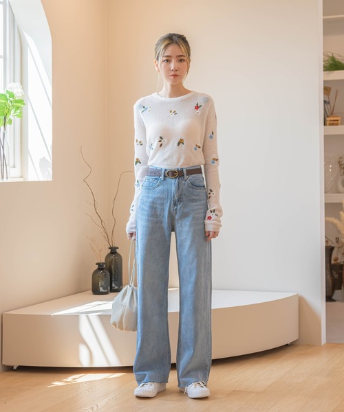 UNE MANSION（ユヌマンション）の「フラワー刺繍ニット（ニット/セーター・レディース・ブルー/グレー/アイボリー・FREE）」の8枚目の写真