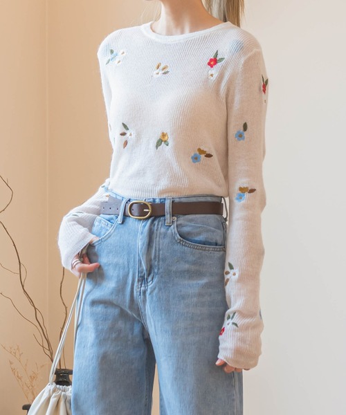 UNE MANSION（ユヌマンション）の「フラワー刺繍ニット（ニット/セーター・レディース・ブルー/グレー/アイボリー・FREE）」の21枚目の写真