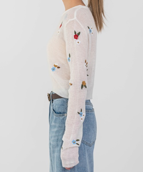 UNE MANSION（ユヌマンション）の「フラワー刺繍ニット（ニット/セーター・レディース・ブルー/グレー/アイボリー・FREE）」の15枚目の写真