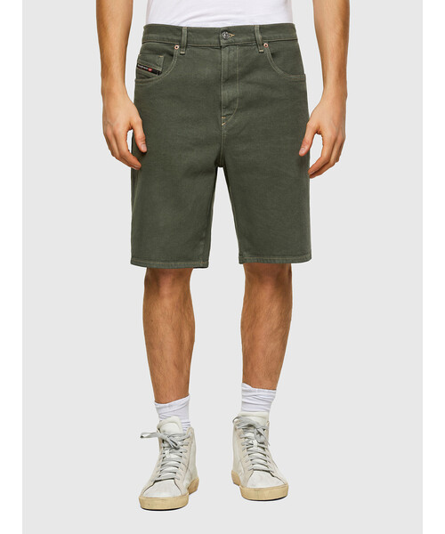 DIESEL(ディーゼル)の「SS21 メンズ デニム ショートパンツ(デニムパンツ・メンズ・カーキ/マスタード・26inch/30inch/28inch/32inch/34inch/36inch)」の1枚目の写真