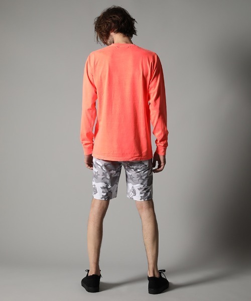 STUD MUFFIN（スタッドマフィン）の「mlt3388-ピグメントダイ6ozコットン天竺 グラフィティオーバープリント LS Tシャツ（Tシャツ/カットソー・メンズ・オレンジ/チャコールグレー・4/2/3）」の14枚目の写真