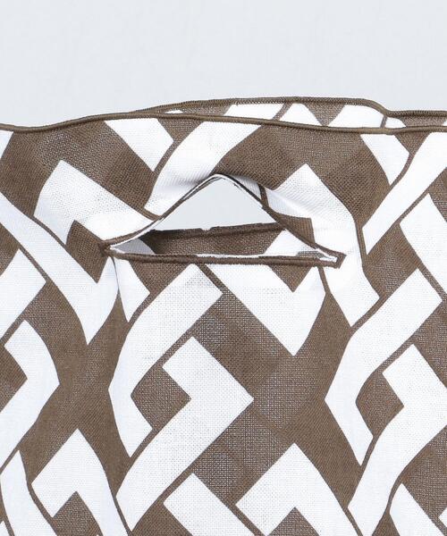 ROBERT FRASER（ロバートフレイザー）の「【別注】＜ROBERT FRASER (ロバート・フレイザー) ＞ハンカチ エコバッグ（バンダナ/スカーフ・メンズ・ネイビー/ダークブラウン・FREE）」の7枚目の写真