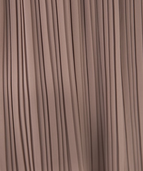 Newlyme（ニューリーミー）の「フィッシュテールケシプリーツスカート（スカート・レディース・ブラック/グレイッシュベージュ/レッド/アイボリー/ブルー・LARGE/MEDIUM）」の22枚目の写真