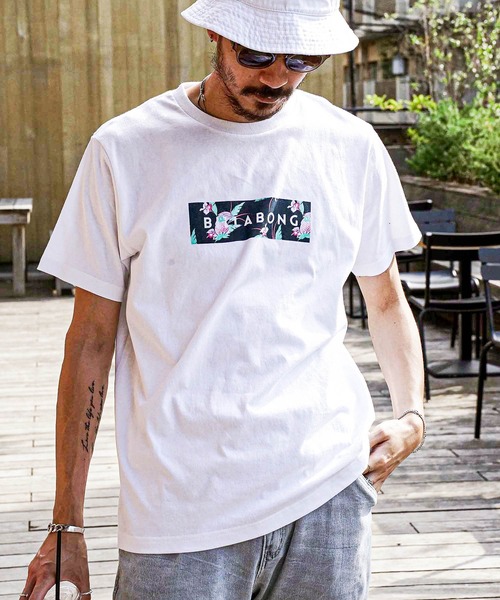 BILLABONG(ビラボン)の「BILLABONG メンズ 【RED WHITE COLLECTION】 UNITED LOGO Tシャツ 【2021年夏モデル】/ビラボン半袖Tシャツ(Tシャツ/カットソー・メンズ・ホワイト/ホワイト系その他/ブラック・X-LARGE/SMALL/LARGE/MEDIUM)」の2枚目の写真