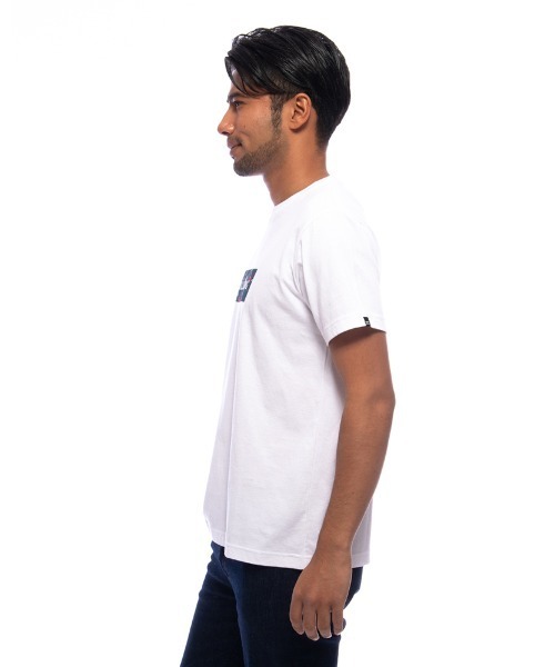 BILLABONG(ビラボン)の「BILLABONG メンズ 【RED WHITE COLLECTION】 UNITED LOGO Tシャツ 【2021年夏モデル】/ビラボン半袖Tシャツ(Tシャツ/カットソー・メンズ・ホワイト/ホワイト系その他/ブラック・X-LARGE/SMALL/LARGE/MEDIUM)」の11枚目の写真