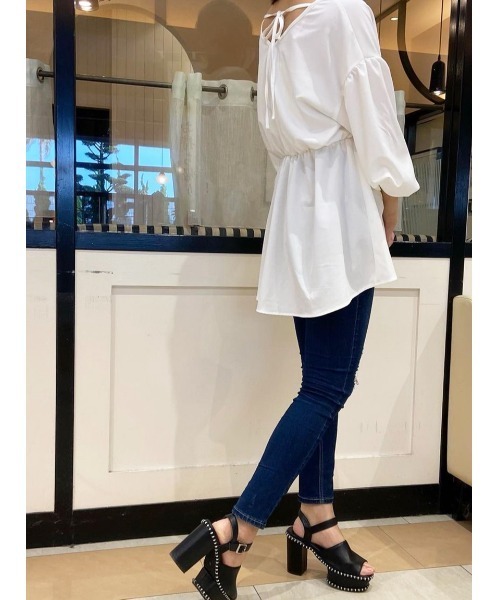 one way(ワンウェイ)の「【oneway】カシュクール5分袖ブラウス(シャツ/ブラウス・レディース・オフホワイト/ブラック/ダークグリーン・FREE)」の6枚目の写真