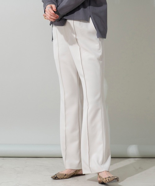 EUCLAID（エウクレイド）の「裾スリットフレアパンツ（その他パンツ・レディース・ブラック/ベージュ/ブラウン・36/38/40）」の4枚目の写真