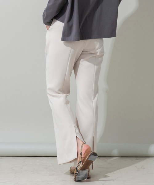 EUCLAID（エウクレイド）の「裾スリットフレアパンツ（その他パンツ・レディース・ブラック/ベージュ/ブラウン・36/38/40）」の5枚目の写真