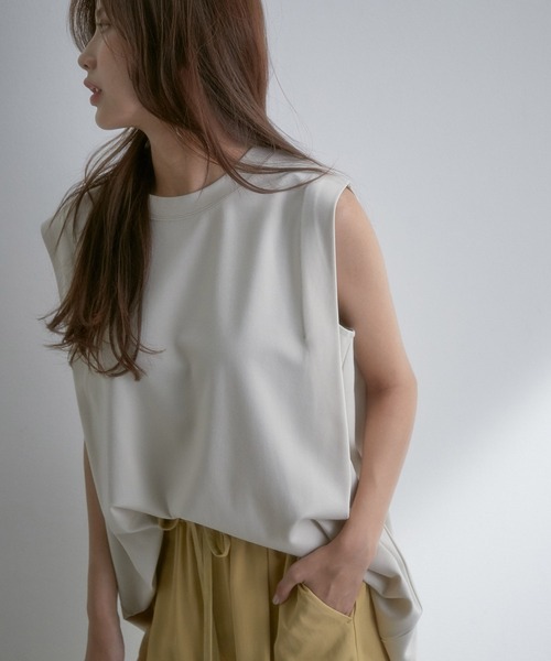 vis-`a-vis(ビサビ)の「【WEB限定】シルケットライクBOXYノースリーブTシャツ(Tシャツ/カットソー・レディース・ブラック/ベージュ/ライトグリーン/ホワイト系その他・FREE)」の3枚目の写真