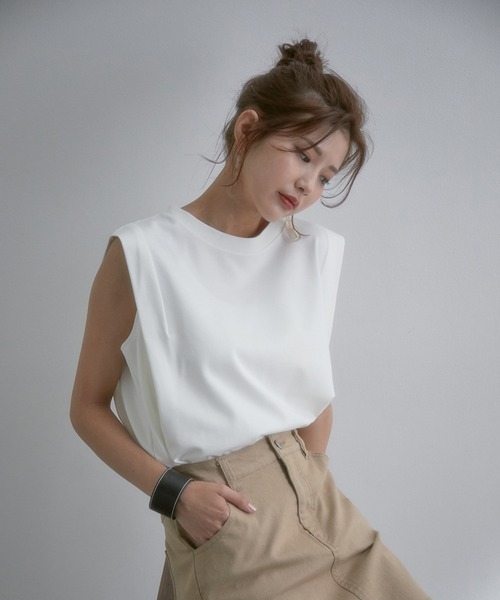 vis-`a-vis(ビサビ)の「【WEB限定】シルケットライクBOXYノースリーブTシャツ(Tシャツ/カットソー・レディース・ブラック/ベージュ/ライトグリーン/ホワイト系その他・FREE)」の2枚目の写真