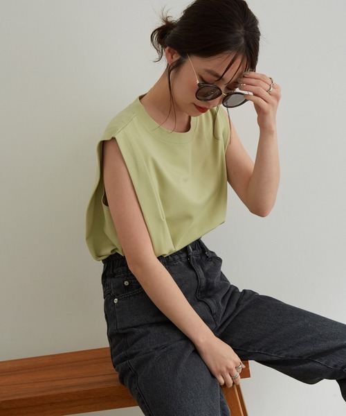 vis-`a-vis(ビサビ)の「【WEB限定】シルケットライクBOXYノースリーブTシャツ(Tシャツ/カットソー・レディース・ブラック/ベージュ/ライトグリーン/ホワイト系その他・FREE)」の7枚目の写真