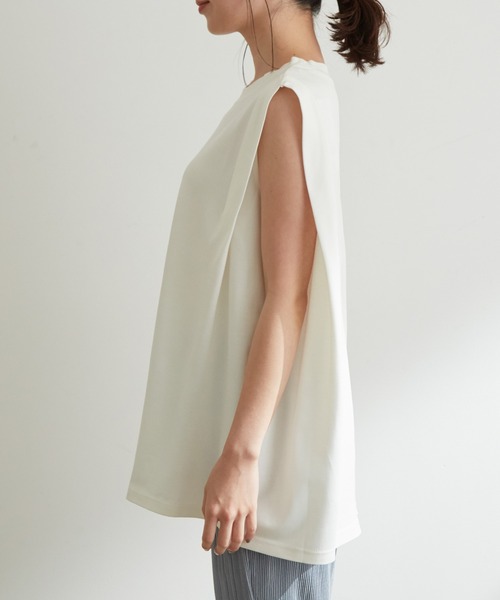 vis-`a-vis(ビサビ)の「【WEB限定】シルケットライクBOXYノースリーブTシャツ(Tシャツ/カットソー・レディース・ブラック/ベージュ/ライトグリーン/ホワイト系その他・FREE)」の13枚目の写真