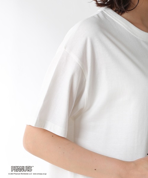 colza（コルザ）の「スヌーピーＴワンピース（ワンピース・レディース・ホワイト/ブルー/スミクロ/グレイッシュベージュ・S/M/L）」の5枚目の写真