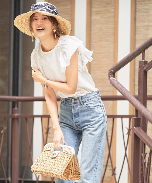 FEERICHELU(フェリーシェル)の「カットソー シアーフリルスリーブ FEERICHELU(Tシャツ/カットソー・レディース・ホワイト/ブラック/ベージュ・S/M)」の5枚目の写真